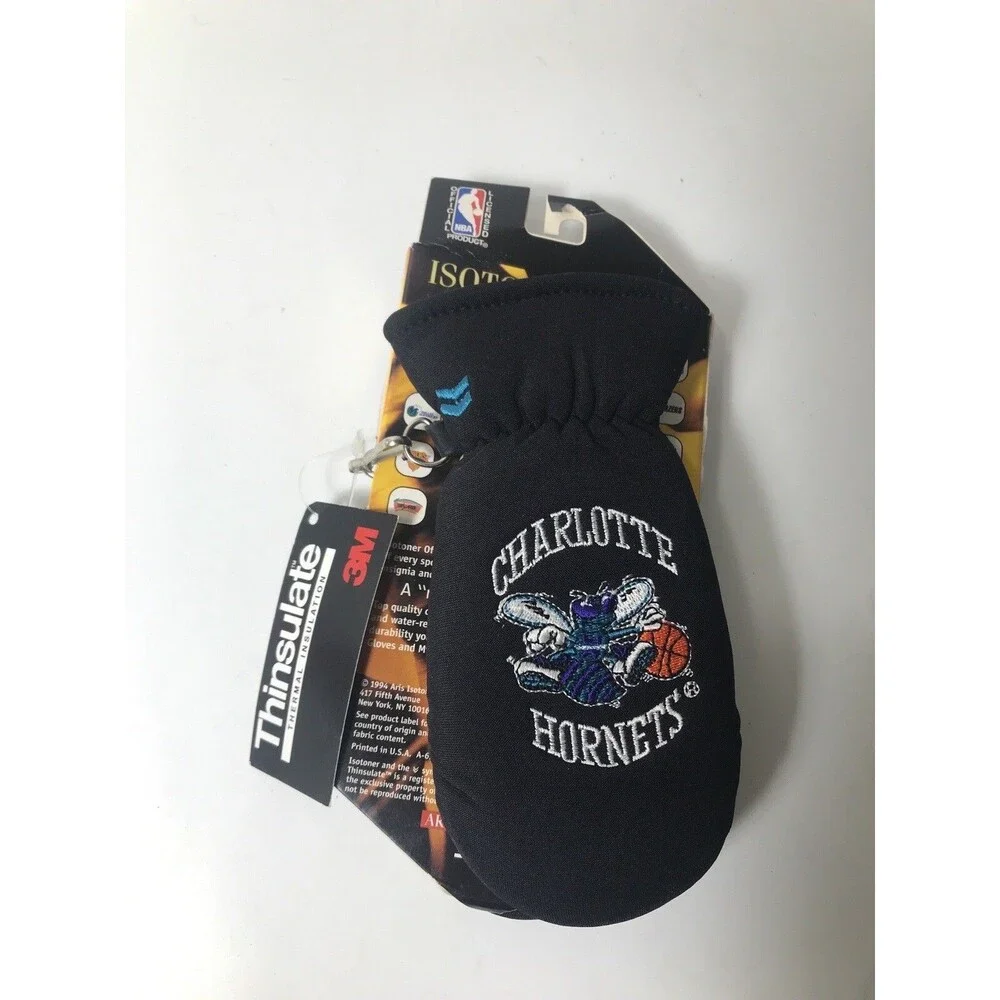 Charlotte Hornets Isotoner 3M Gloves Black / Gray Youth Size L/XL NEW